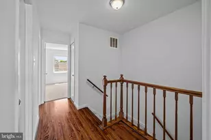 8387 Woodline Ct, Manassas, VA 20110 - Photo 11