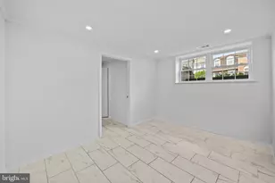8387 Woodline Ct, Manassas, VA 20110 - Photo 27