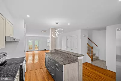 8387 Woodline Court, Manassas, VA 20110 - Photo 5