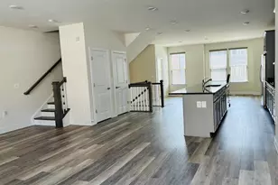 9925 Hopkins Loop, Manassas, VA 20110 - Photo 5