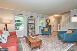 8944 Vicksburg Ln, Manassas, VA 20110 - Photo 13