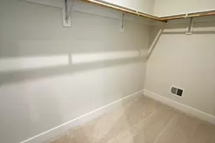 9715 Grant Ave, Manassas, VA 20110 - Photo 9