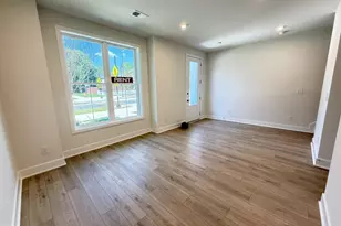 9715 Grant Ave, Manassas, VA 20110 - Photo 5