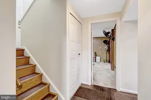 9231 Landgreen St, Manassas, VA 20110 - Photo 5