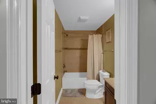 8683 Point of Woods Dr, Manassas, VA 20110 - Photo 41