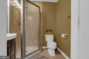 8683 Point of Woods Dr, Manassas, VA 20110 - Photo 49