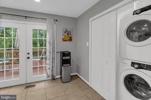 8683 Point of Woods Dr, Manassas, VA 20110 - Photo 17