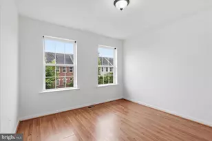 10215 Fountain Cir, Manassas, VA 20110 - Photo 13