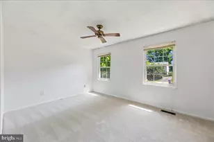 8746 Country Ln, Manassas, VA 20110 - Photo 21