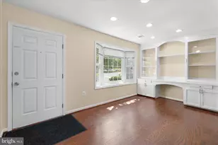 8987 McDowell Commons, Manassas, VA 20110 - Photo 13