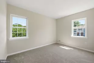 9020 Old Hickory Ct, Manassas, VA 20110 - Photo 11