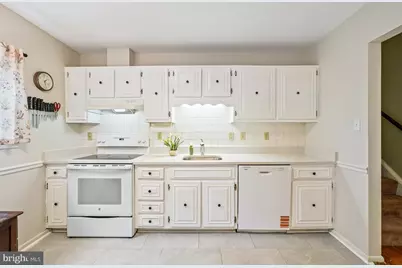 9203 Landgreen Street, Manassas, VA 20110 - Photo 11