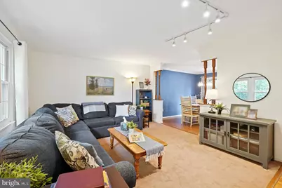9203 Landgreen Street, Manassas, VA 20110 - Photo 3