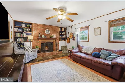 9203 Landgreen Street, Manassas, VA 20110 - Photo 17