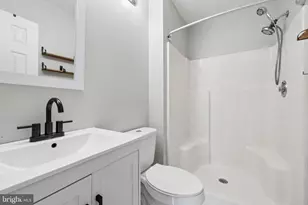 9393 Scarlet Oak Dr, Manassas, VA 20110 - Photo 15