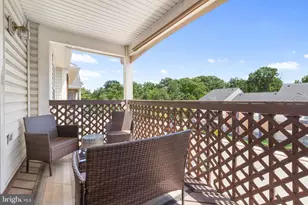 9393 Scarlet Oak Dr, Manassas, VA 20110 - Photo 3