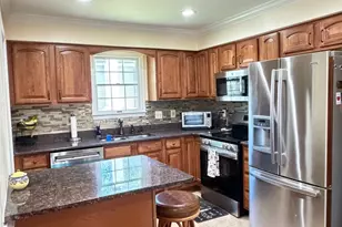 8580 King Carter St, Manassas, VA 20110 - Photo 5