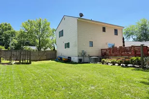 8580 King Carter St, Manassas, VA 20110 - Photo 33