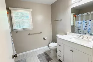8580 King Carter St, Manassas, VA 20110 - Photo 21