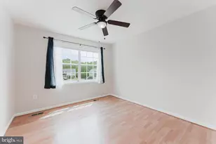 8696 Carlton Dr, Manassas, VA 20110 - Photo 7