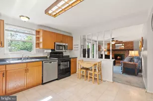 8196 Oakglen Rd, Manassas, VA 20110 - Photo 11