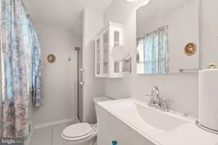 8196 Oakglen Rd, Manassas, VA 20110 - Photo 27