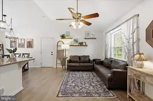 10323 Amberleigh Ct, Manassas, VA 20110 - Photo 7