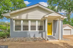 8909 Weir St, Manassas, VA 20110 - Photo 37