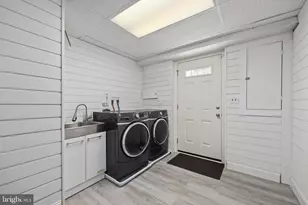 8909 Weir St, Manassas, VA 20110 - Photo 35