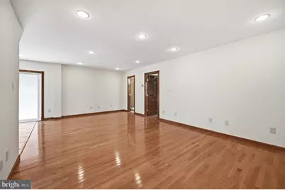 8905 Tudor Lane, Manassas, VA 20110 - Photo 13