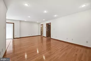 8905 Tudor Ln, Manassas, VA 20110 - Photo 13