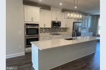 10587 Ratcliffe Trl, Manassas, VA 20110 - Photo 3
