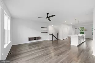 9309 Barnes Loop, Manassas, VA 20110 - Photo 5