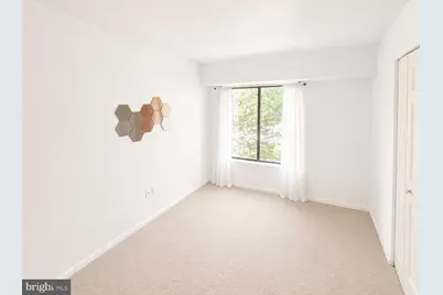9553 Battery Heights Boulevard #202, Manassas, VA 20110 - Photo 7