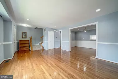 8593 Burlington Court, Manassas, VA 20110 - Photo 5