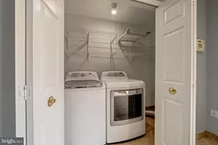 8593 Burlington Ct, Manassas, VA 20110 - Photo 17