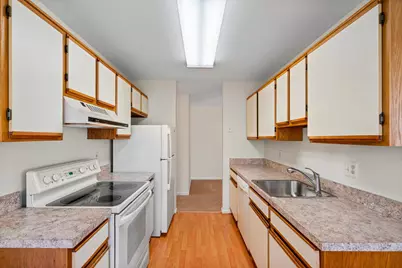 9555 Battery Heights Boulevard #203, Manassas, VA 20110 - Photo 9