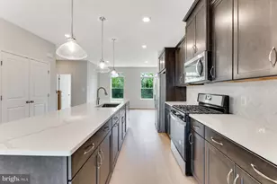 9333 Barnes Loop, Manassas, VA 20110 - Photo 7
