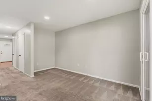 9198 Laurelwood Ct, Manassas, VA 20110 - Photo 13