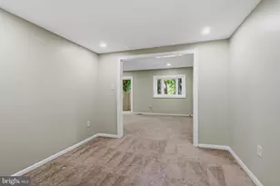 9198 Laurelwood Ct, Manassas, VA 20110 - Photo 11