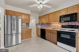 9198 Laurelwood Ct, Manassas, VA 20110 - Photo 9