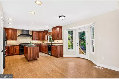 10202 Daylily Court, Manassas, VA 20110 - Photo 15