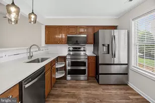 9262 Chapman Oak Dr, Manassas, VA 20110 - Photo 5