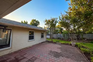 8947 Rosewood St, Manassas, VA 20110 - Photo 49