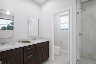 9724 Main St, Manassas, VA 20110 - Photo 13