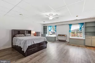 10221 Foxborough Ct, Manassas, VA 20110 - Photo 5