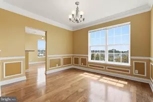9202 Charleston Dr, Manassas, VA 20110 - Photo 3