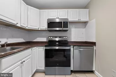 9635 Aspen Place, Manassas, VA 20110 - Photo 11