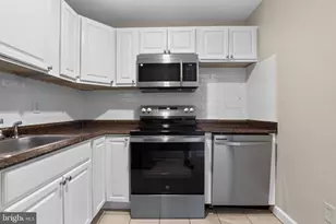 9635 Aspen Pl, Manassas, VA 20110 - Photo 11