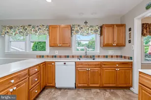 8905 Hazel Dr, Manassas, VA 20110 - Photo 11